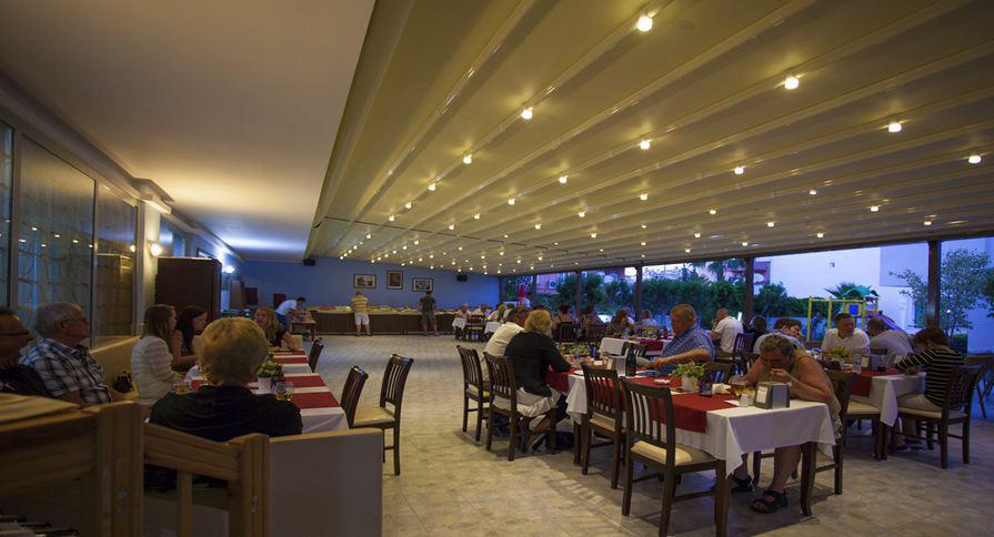 Villa Adora Beach Side Exterior photo