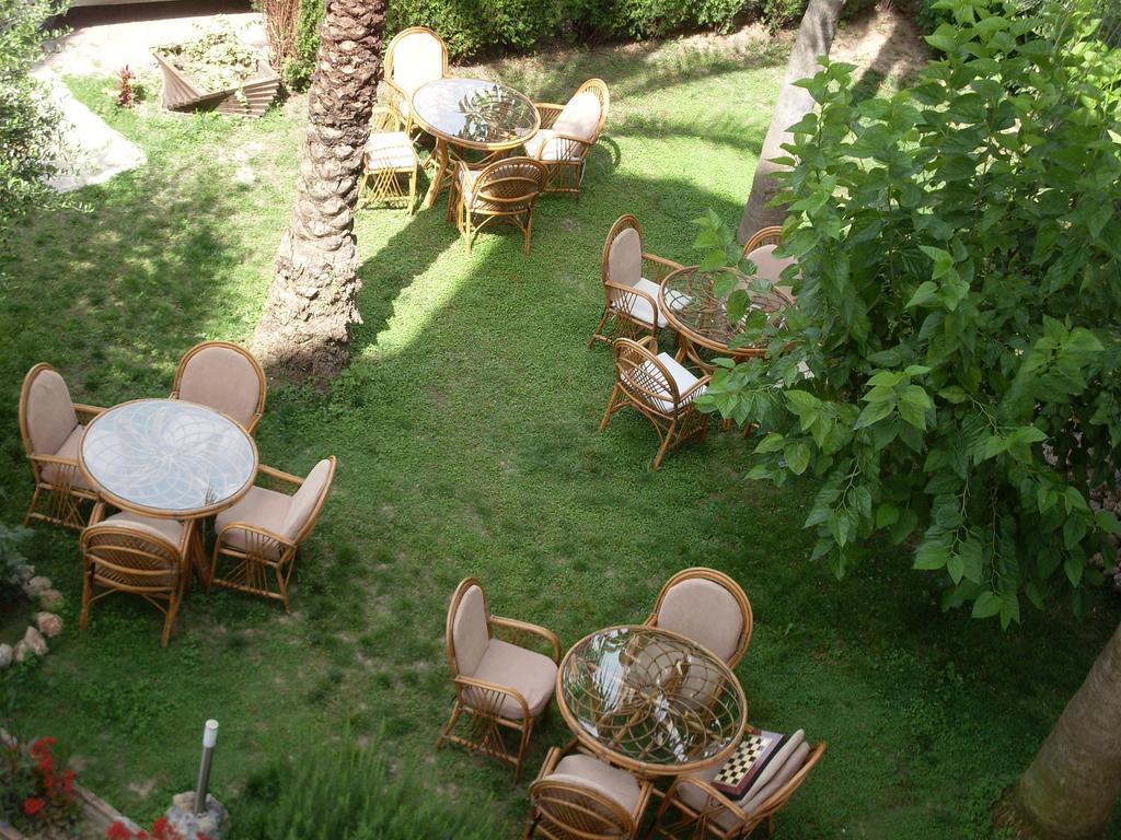 Villa Adora Beach Side Exterior photo